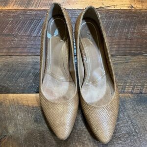 Vionic Madison Mia Brown Snake-Embossed Leather Pumps Women’s 9.5 |  Orthotic